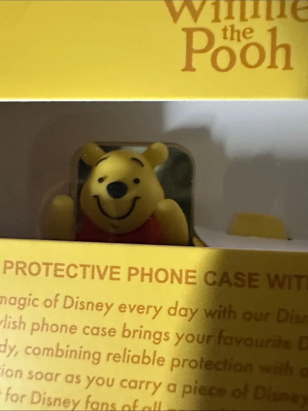 Disney Winnie the Pooh Multicolor Phone Case with Tech Buddy